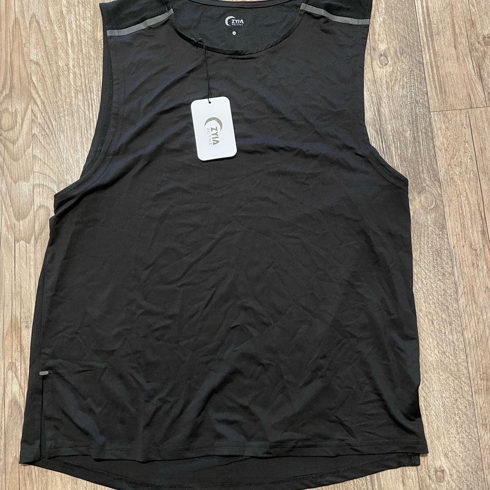NWT mens Zyia tank top